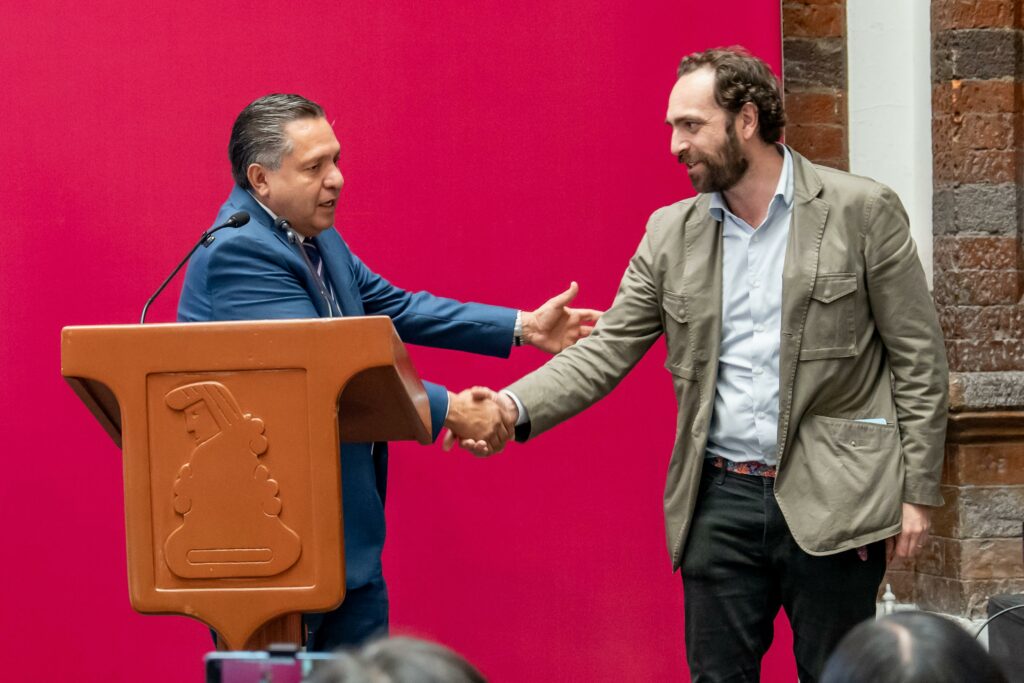 Tren *El Insurgente» conquista la movilidad: triplica usuarios en un mes