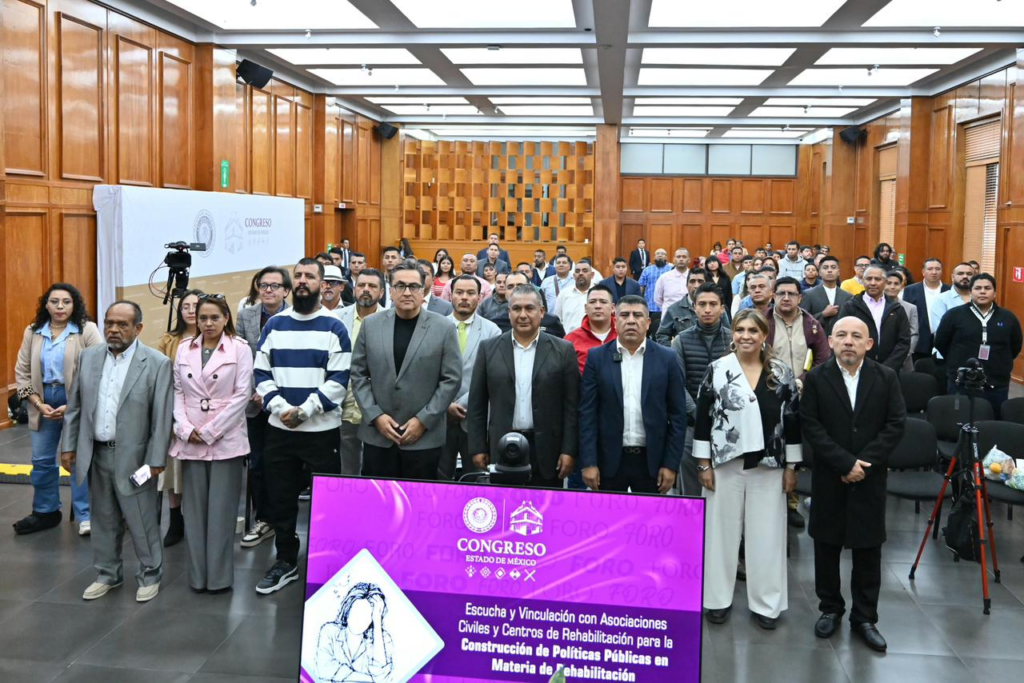 Va Octavio Martínez por iniciativa para regular centros de adicciones