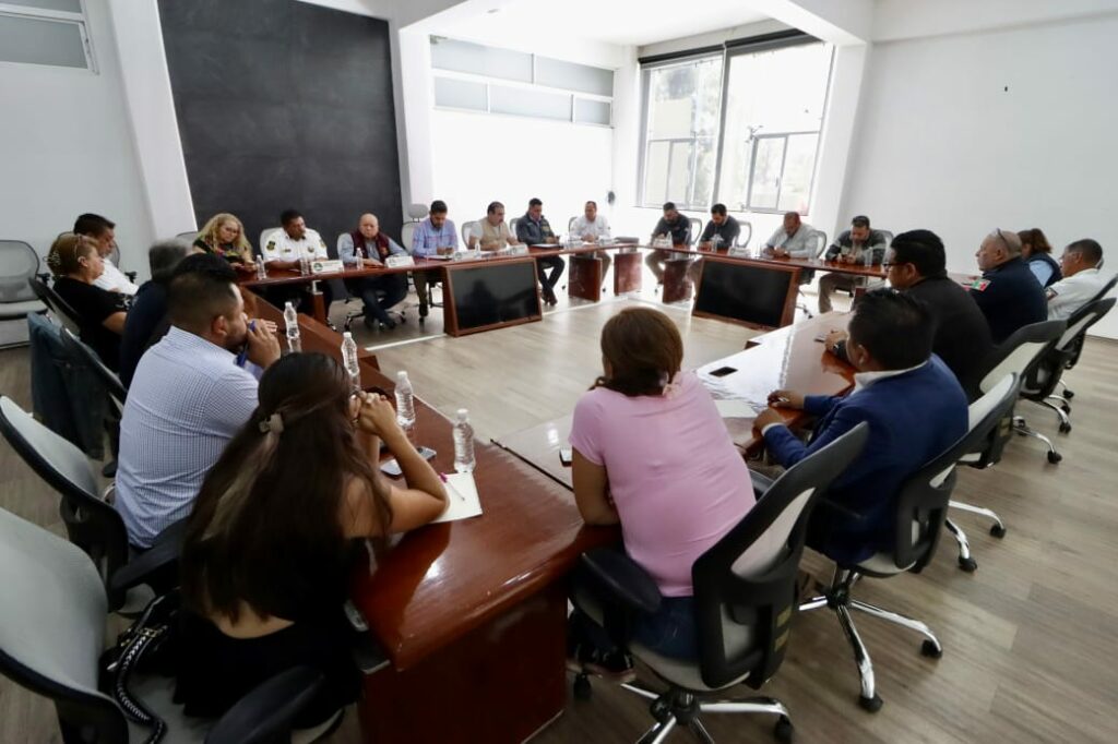 Descartan riesgo de explosividad por presencia de aceite en drenaje de colonia de Nezahualcóyotl