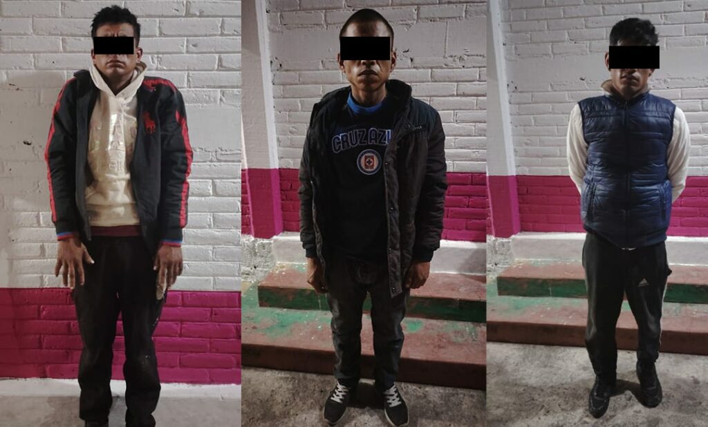 Policía de Ecatepec detienen a tres sujetos por robo en plantel escolar