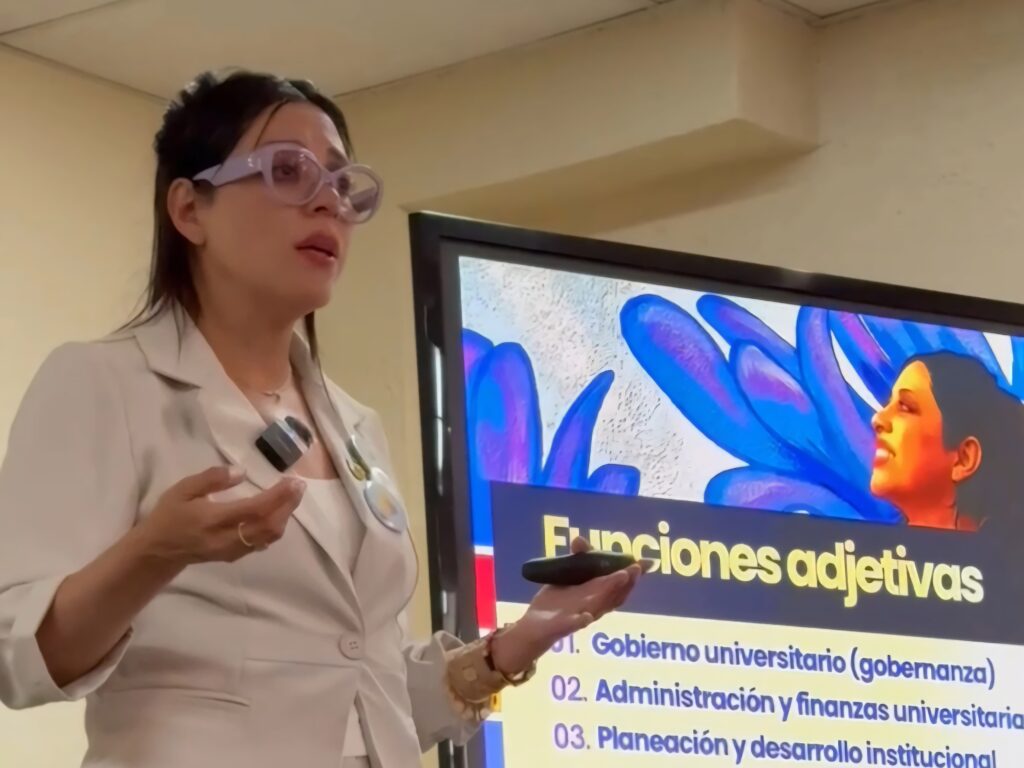 Eréndira Fierro impulsará administración eficiente para llevar recursos a todos los rincones de la UAEMéx