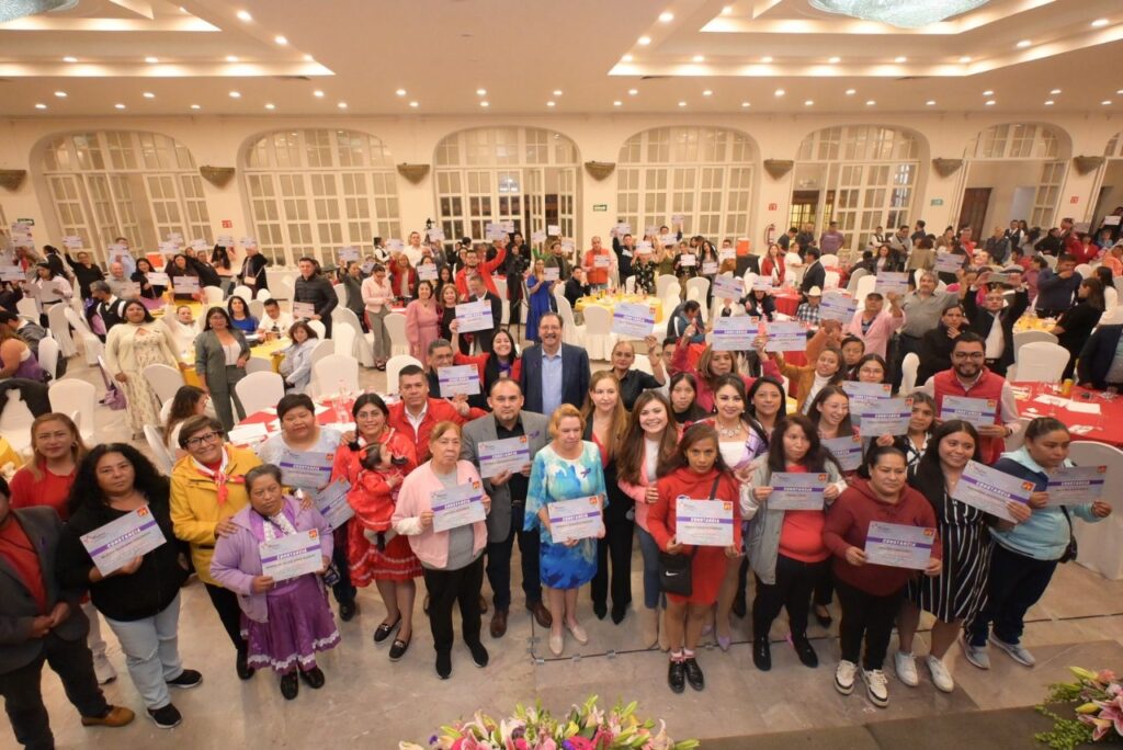 PT Edoméx fortalece el liderazgo político de las mujeres