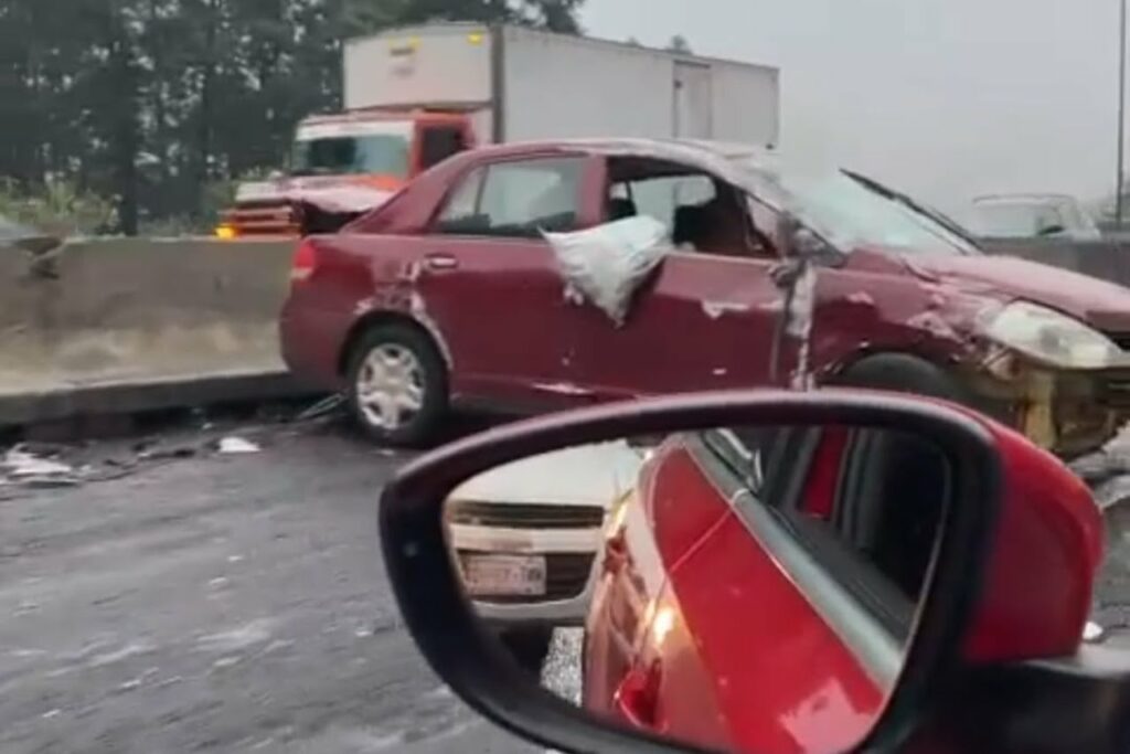 Accidente en la carretera federal México-Toluca esta mañana