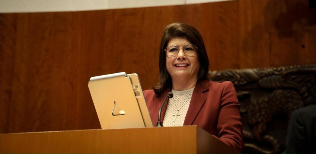 Presenta Mariela Efeméride en el Senado por el Bicentenario de Tecámac