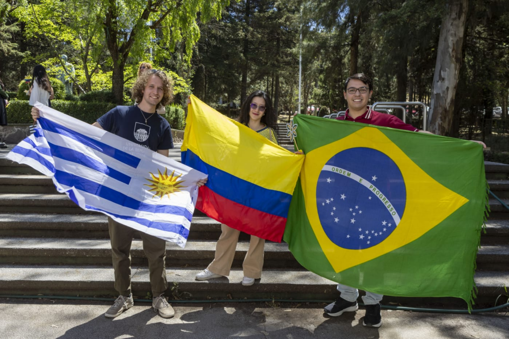 UAEMéx da la bienvenida a estudiantes de movilidad nacional e internacional para el periodo 2026A