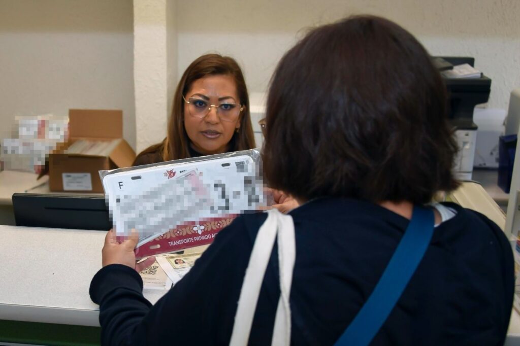 Renueva las placas de tu auto y obtén subsidio del 100% en tenencia y refrendo en el Edoméx
