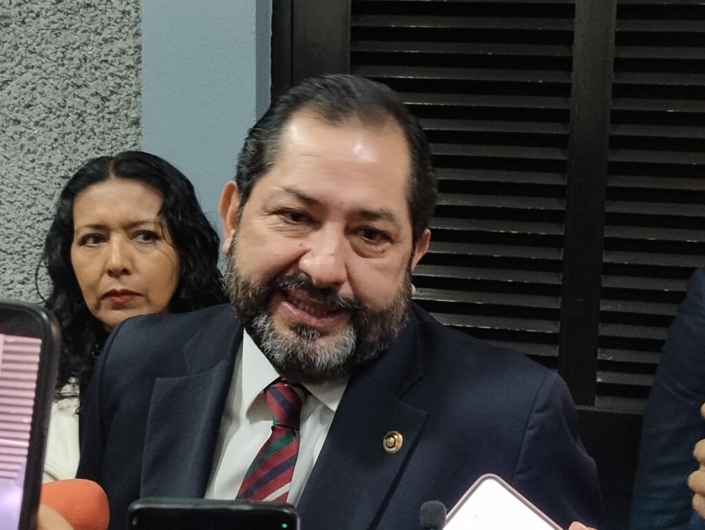 Francisco Vázquez: Reforma electoral no es “traje a la medida”, sino congruencia política