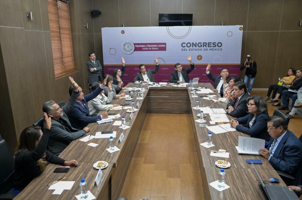 Avalan comisiones 111 propuestas municipales para ajuste predial