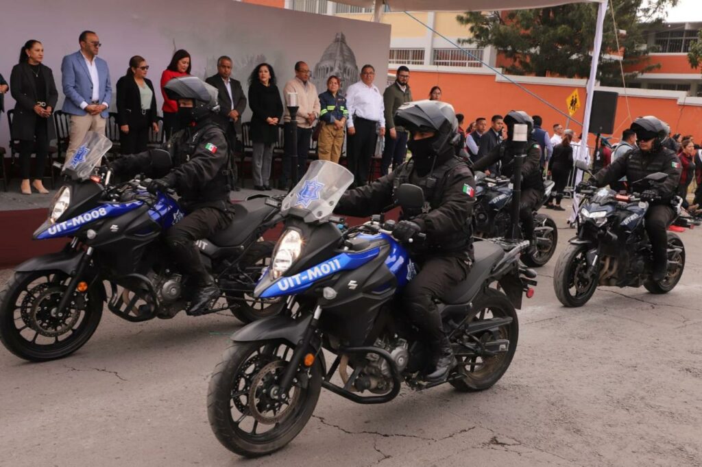 Tecámac Celebra el 114 Aniversario del Inicio de la Revolución Mexicana con
Desfile Cívico Deportivo