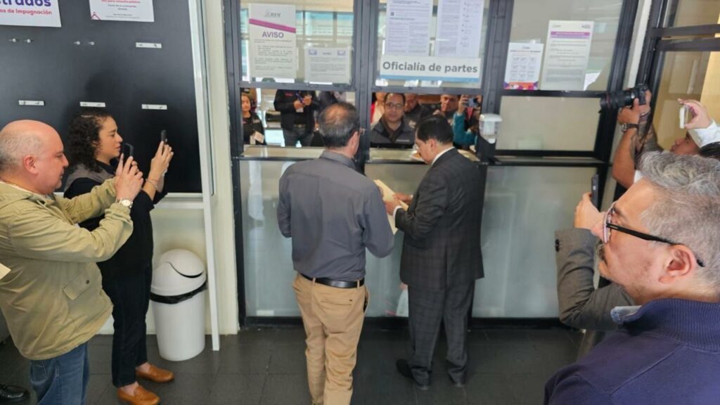 Entrega Legislativo al IEEM listados para elección judicial en Edomex
