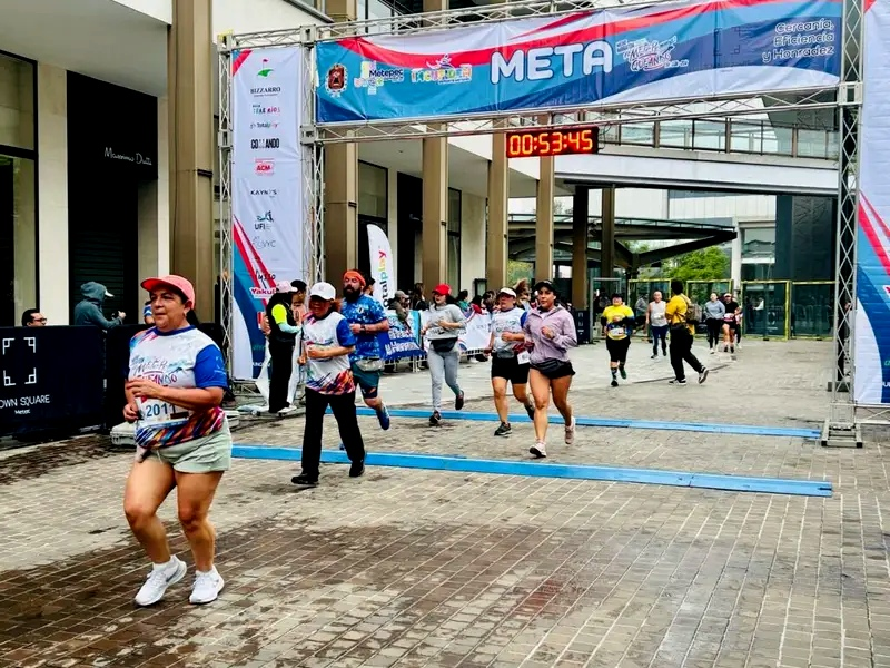 Invita alcalde de Metepec Fernando Flores al Medio Maratón «Metepequeando 2026»