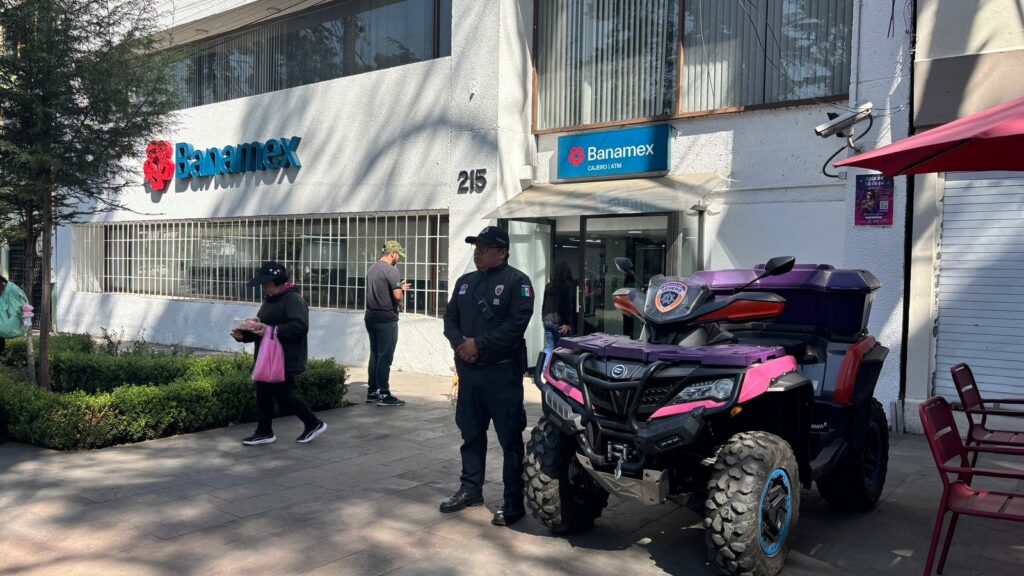 Operativo «Barón Rojo» blinda zonas bancarias en la capital mexiquense