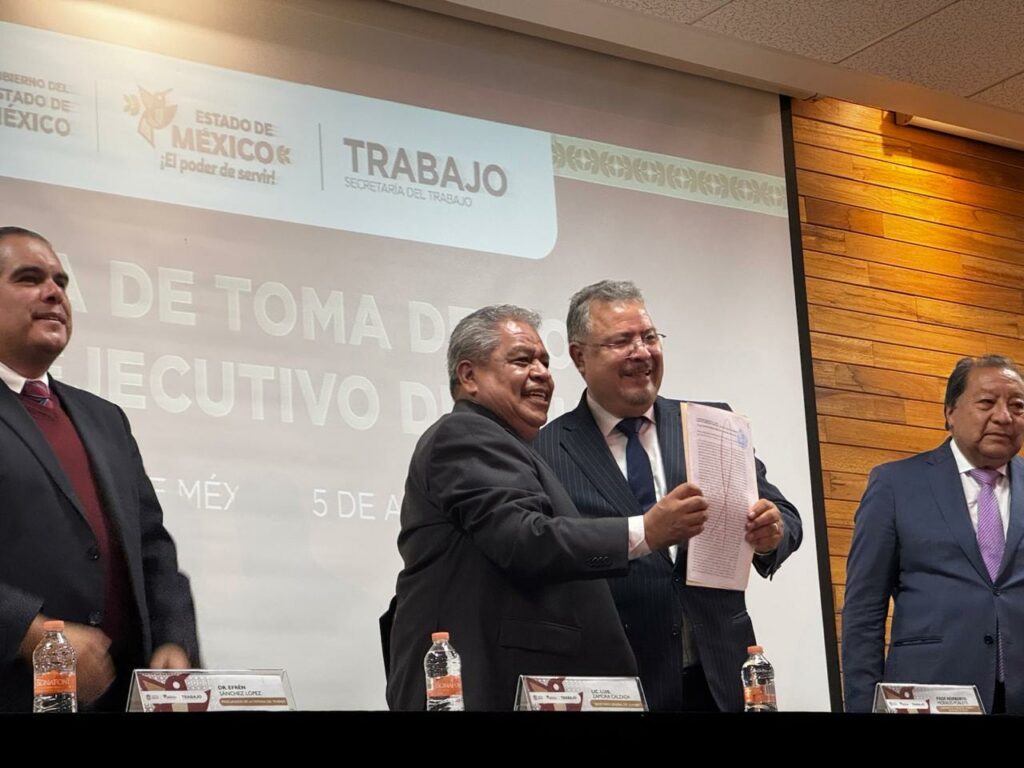 Secretaría del Trabajo entrega Toma de Nota 2023-2029 al Comité Ejecutivo del SUMAEM