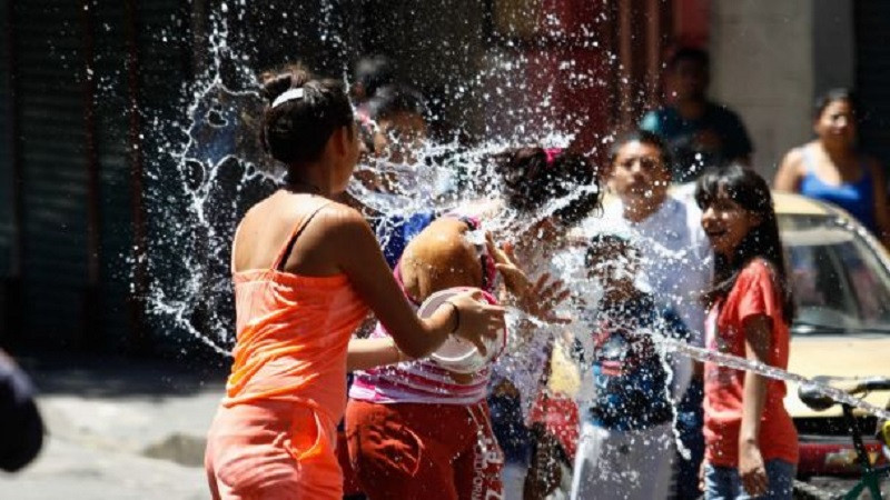 Pide GPPVEM sanciones por desperdicio de agua en vacaciones