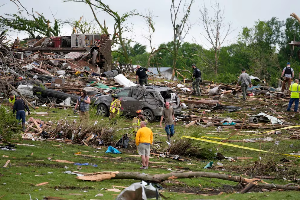 Tornado en Iowa y fuertes tormentas en EEUU dejan al menos un muerto y devastan localidades