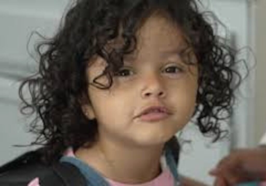 Gobierno de Trump cede y concede permiso humanitario a niña mexicana que recibe tratamiento vital