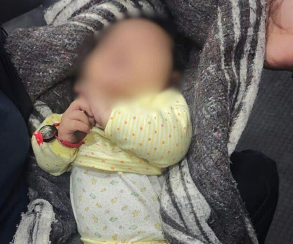 Identifican a mujer que abandonó a bebé en la calle