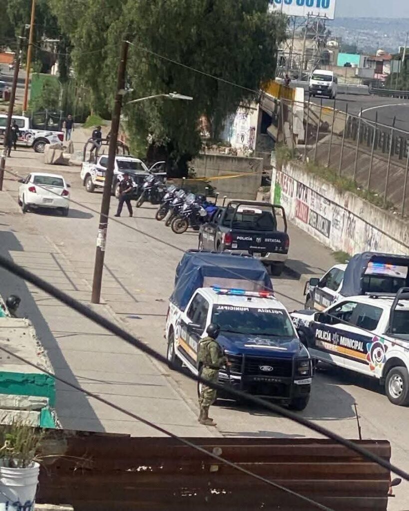 Encuentran cuerpo calcinado bajo el puente El Jorobado en Ecatepec