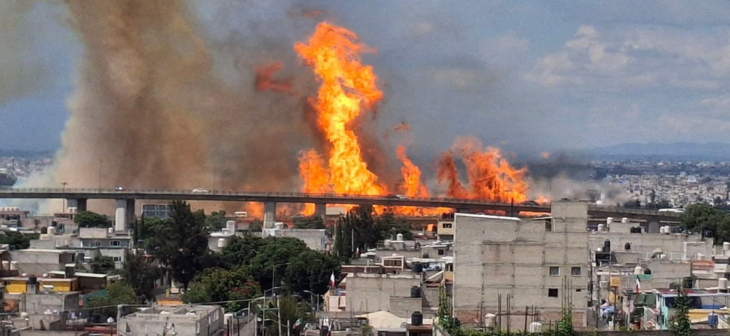 Aumenta a 70 el número de heridos y ya hay tres fallecidos por explosión de pipa en Iztapalapa