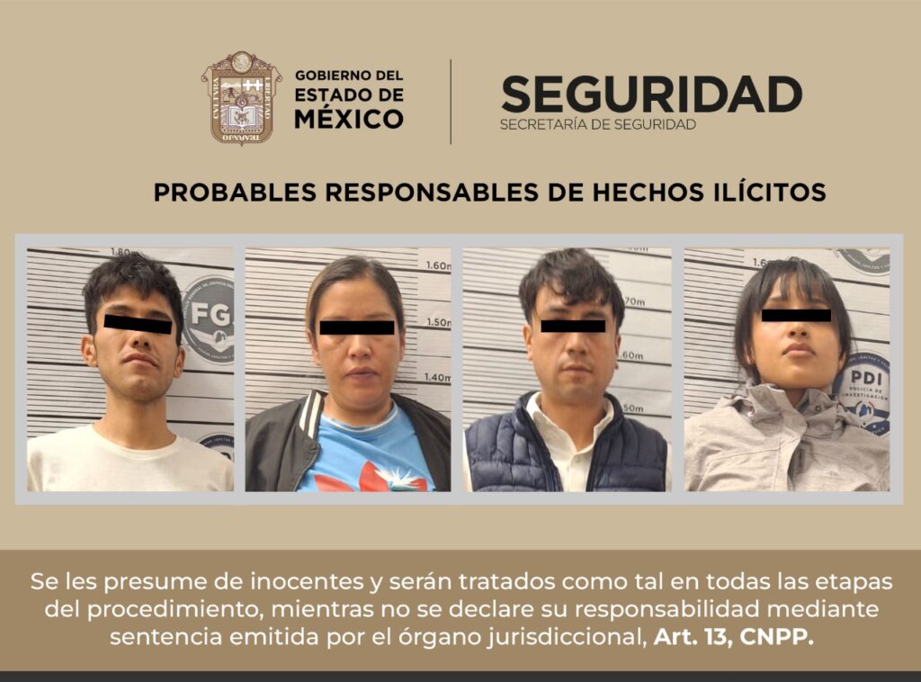 Detienen a dos hombres y dos mujeres por presunto robo a tienda departamental