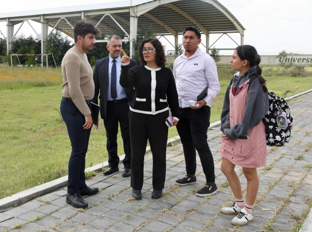 Rectora de UAEMéx responde a demandas de la Unidad Académica Profesional Huehuetoca