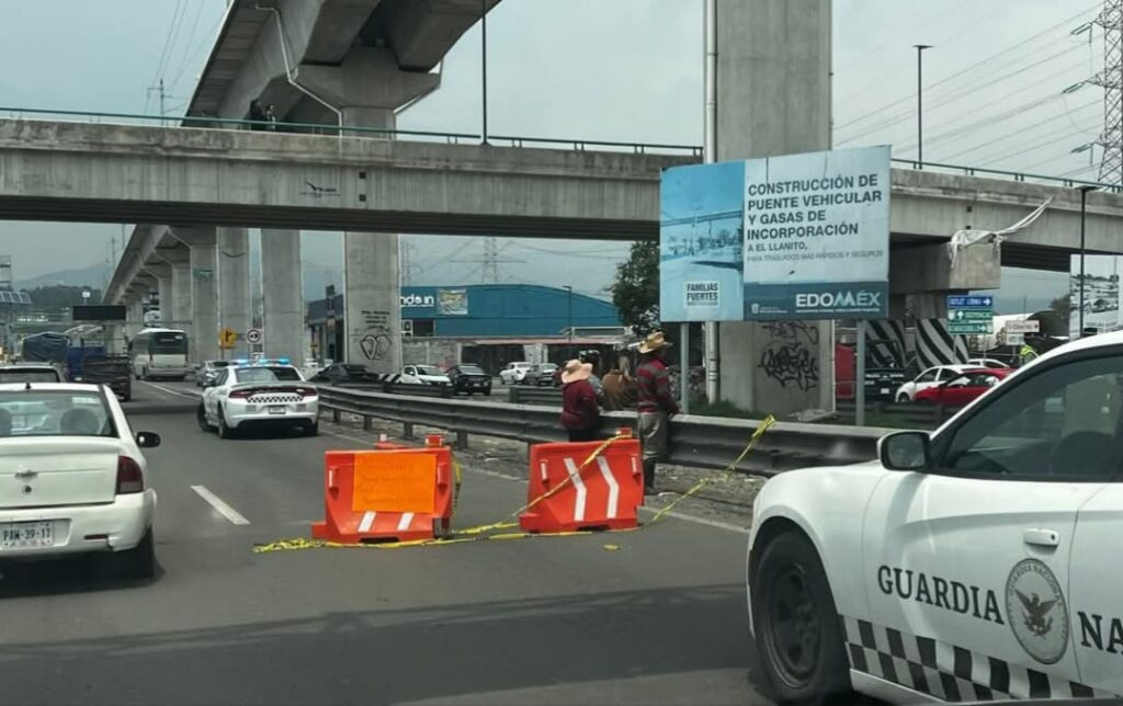 Protesta por inundaciones desata caos vial en la México-Toluca