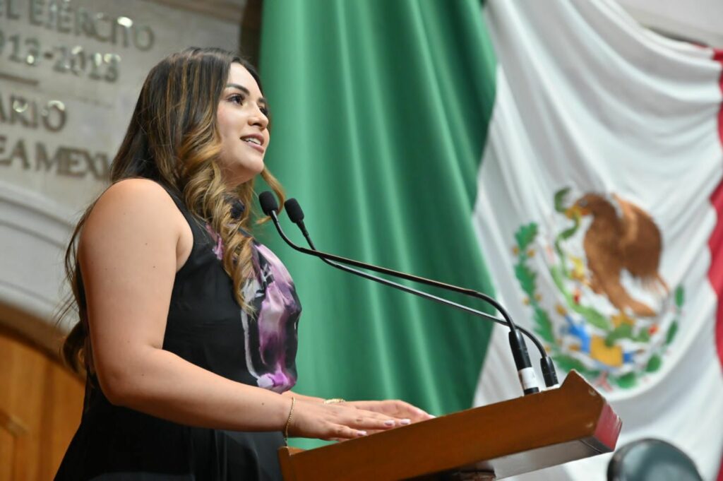 Impulsa GPPAN apoyo para titulación y cédula profesional en Edomex