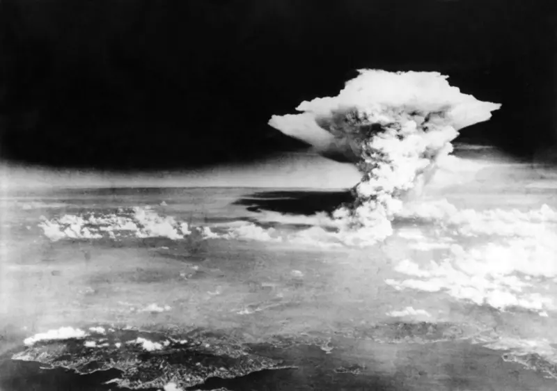 Sobrevivientes de las bombas atómicas en Japón ganan el Premio Nobel de la Paz