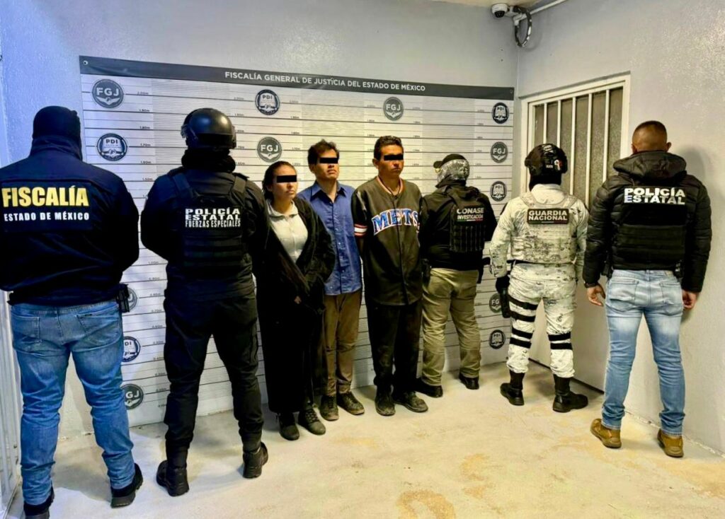 Tras ejecutar órdenes de cateo, detienen a presuntos miembros de la FM en San Mateo Atenco