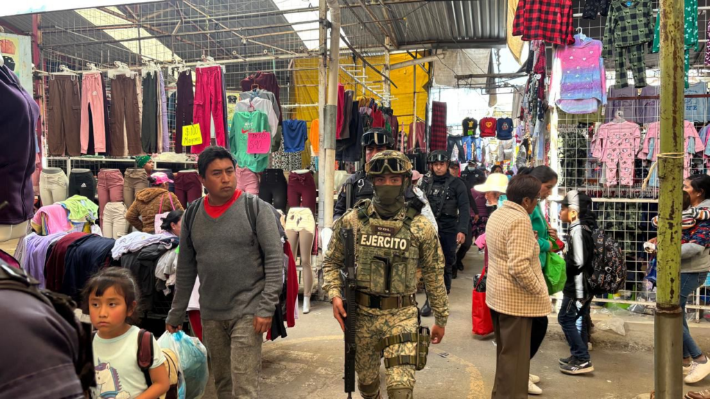 Despliegan Policía Municipal de Toluca, Ejército y Guardia Nacional operativo en Mercado Palmillas