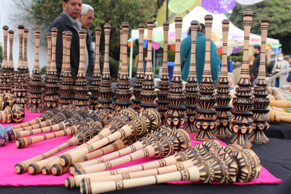 Promueve IIFAEM la riqueza artesanal, cultural y gastronómica mexiquense en Punto México