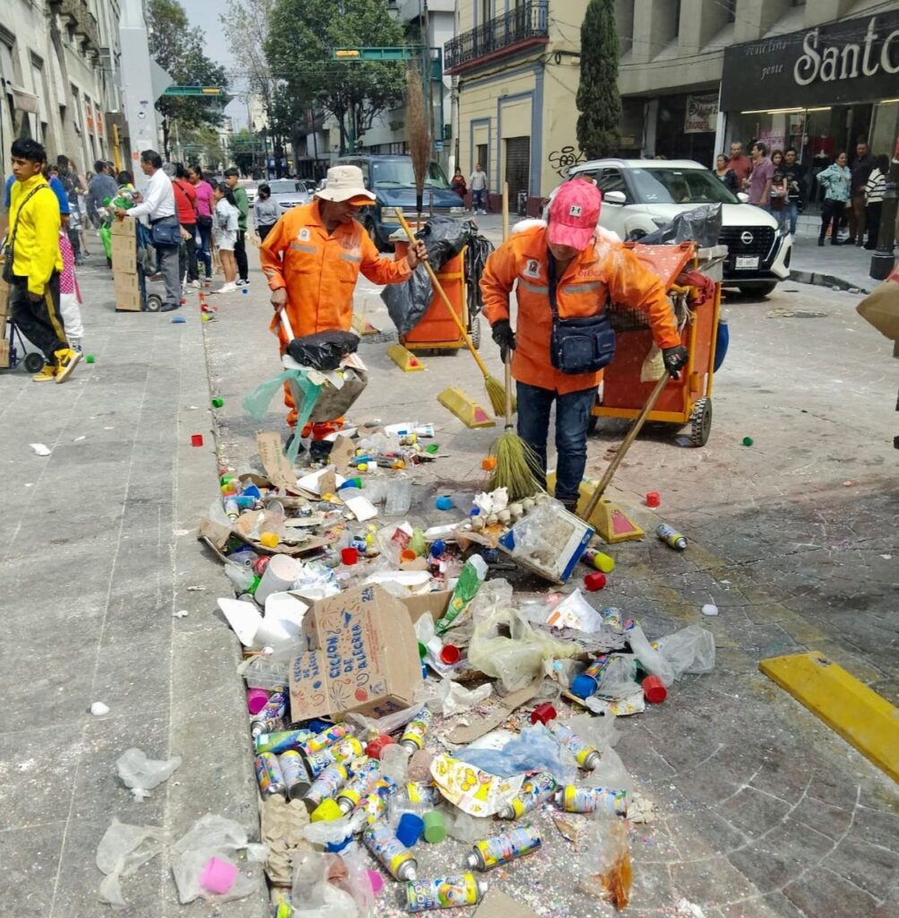 Retira Toluca 105 toneladas de basura tras festejos patrios