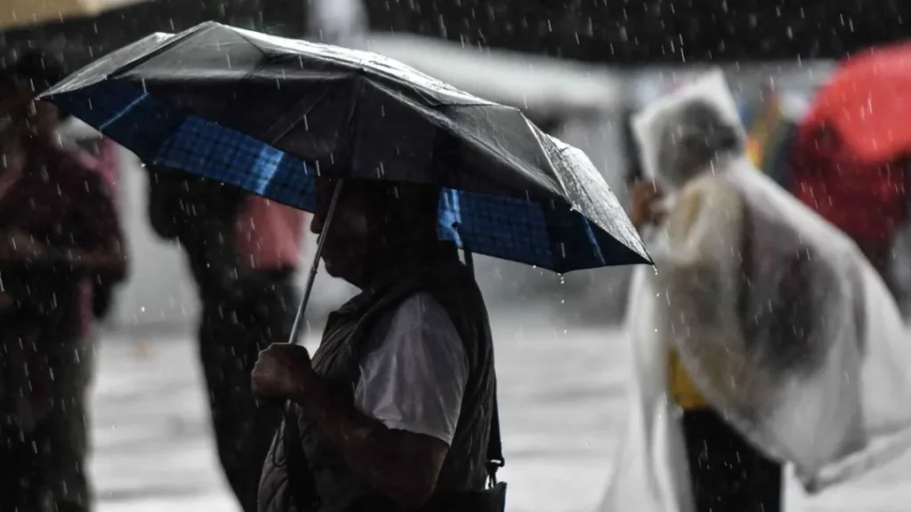Onda tropical 15 ‘ahogará’ México