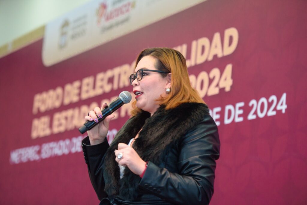 Se efectúa “Foro de Electromovilidad 2024”; participan armadoras de vehículos eléctricos
