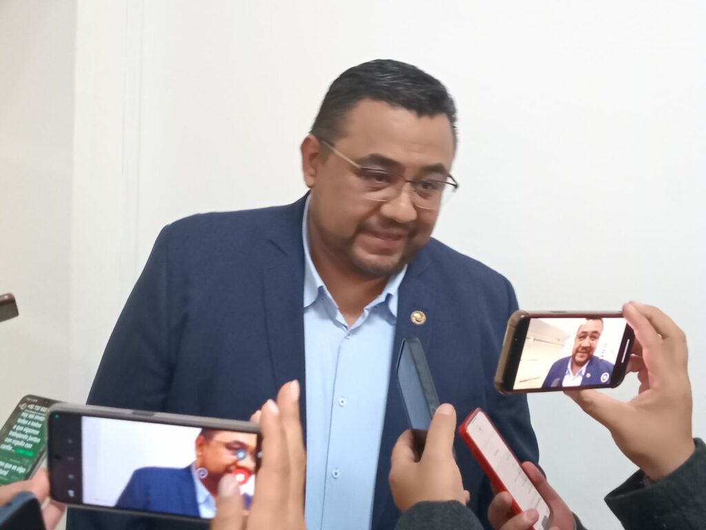 Reafirma diputado Ernesto Santillán su compromiso con los trabajadores y comunidades del Edoméx