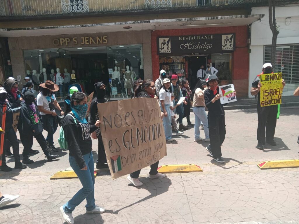 Autoridades de Toluca actúan ante daños ocasionados por marcha pro Palestina en el Centro Histórico