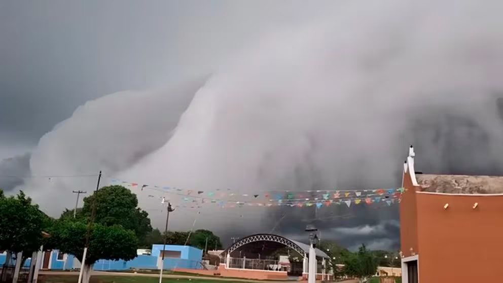 Alerta verde; se aproxima huracán Beryl a Yucatán