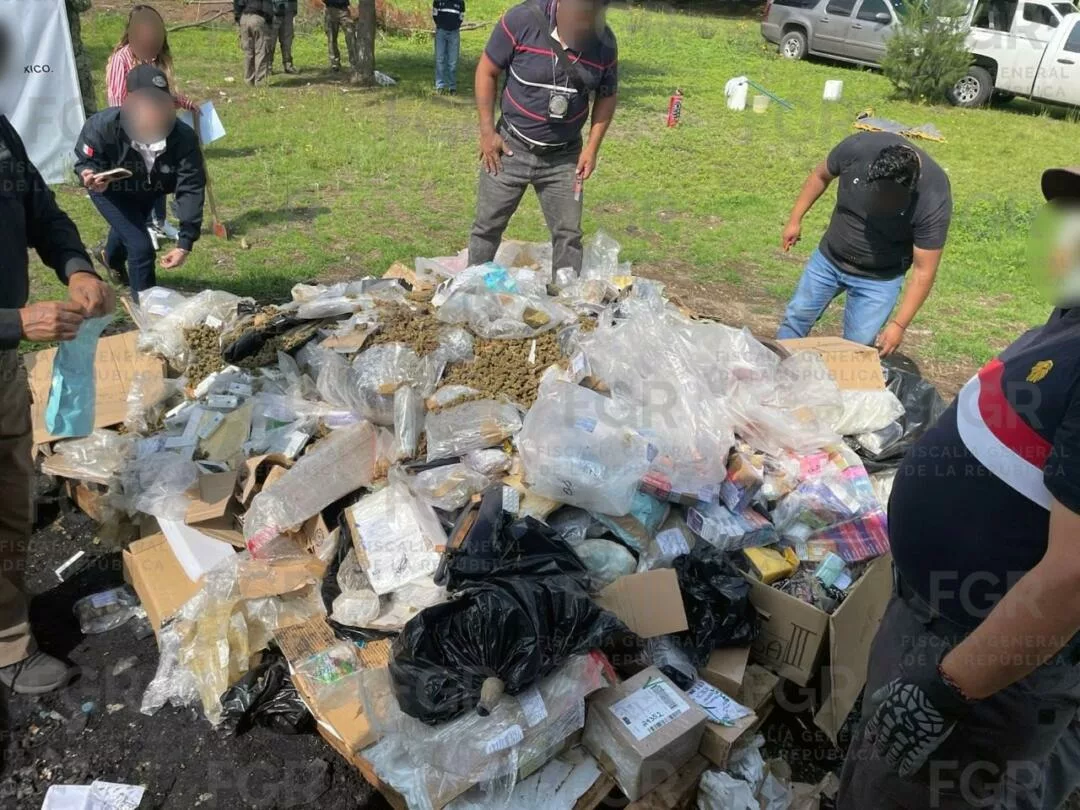 Tras destrucción masiva de narcóticos en Edomex, la FGR refuerza llamado a la denuncia ciudadana