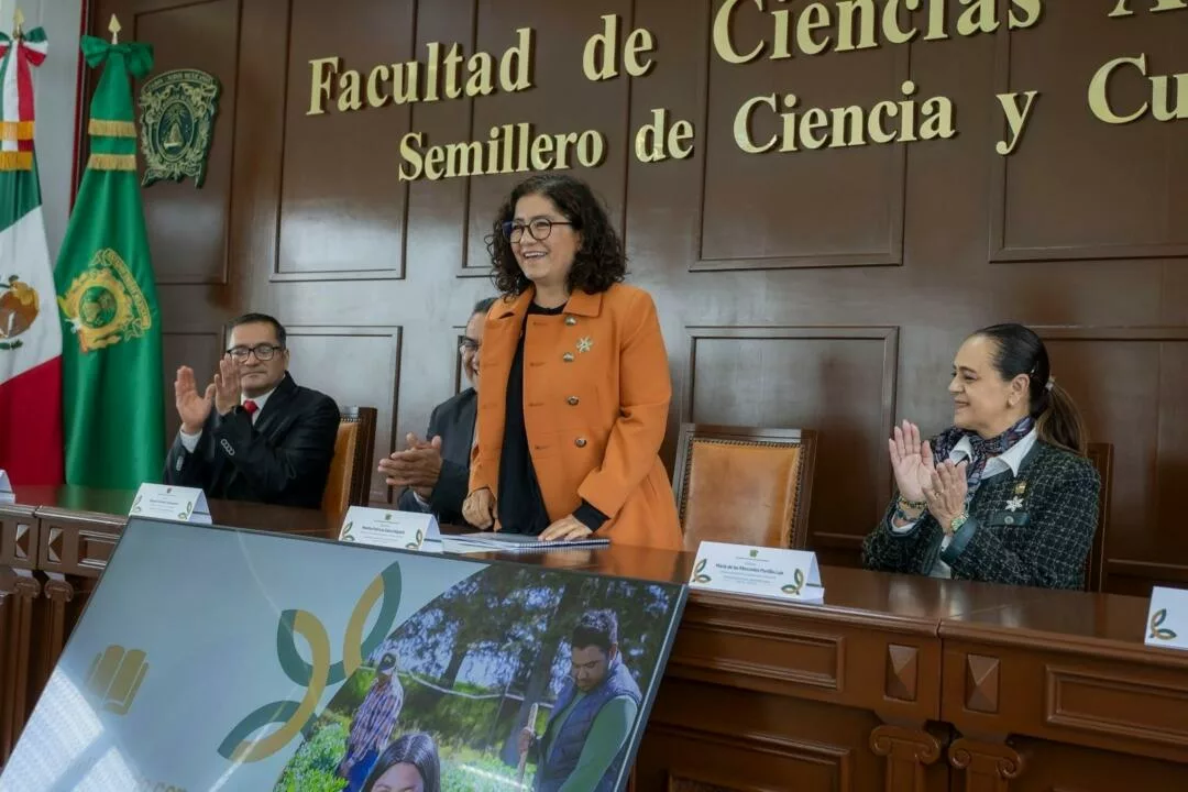 Facultad de Ciencias Agrícolas, referente de retribución social y formación profesional: rectora Paty Zarza