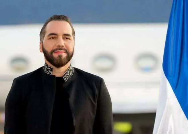 Bukele va por otro mandato