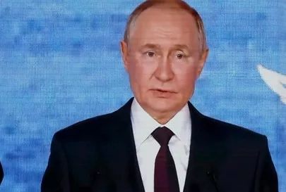 Rusia descarta un alto el fuego inmediato y prioriza una solución duradera