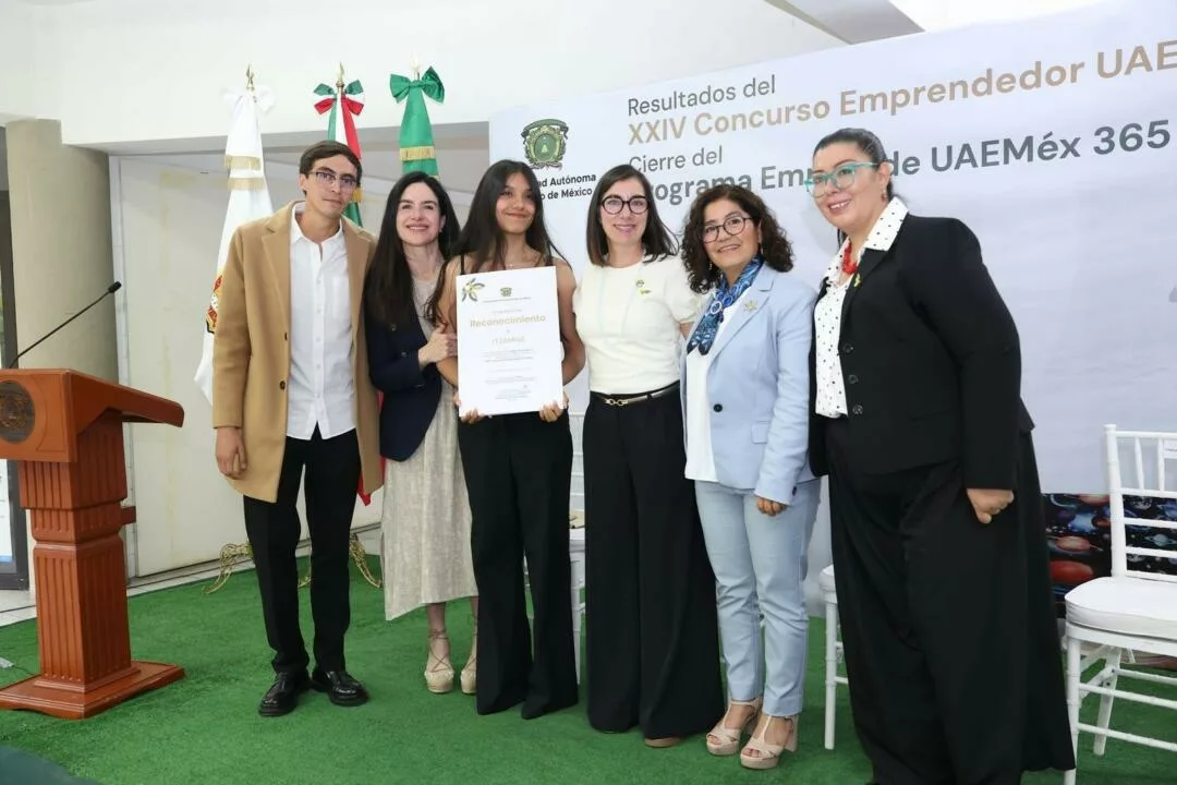 Encabeza rectora Patricia Zarza clausura de Emprende UAEMéx 365 y premia talento auriverde