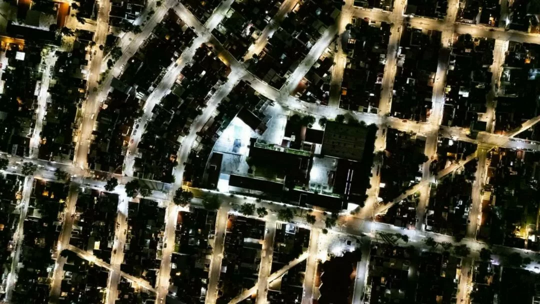 A mitad del camino, Toluca resplandece con 57 mil luminarias; Ricardo Moreno proyecta llegar a 70 mil