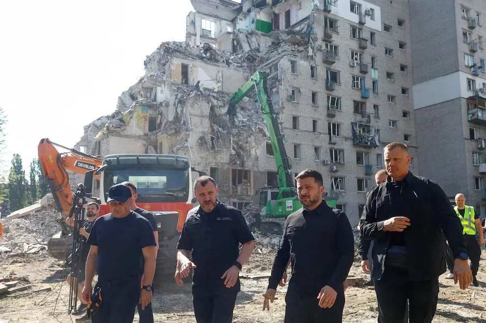 Ataque ruso deja 11 muertos y cientos de heridos cerca de Kiev