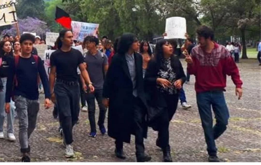 Marcha de ferrocarrileros y protesta de aspirantes de la UNAM afectarán la movilidad en la CDMX