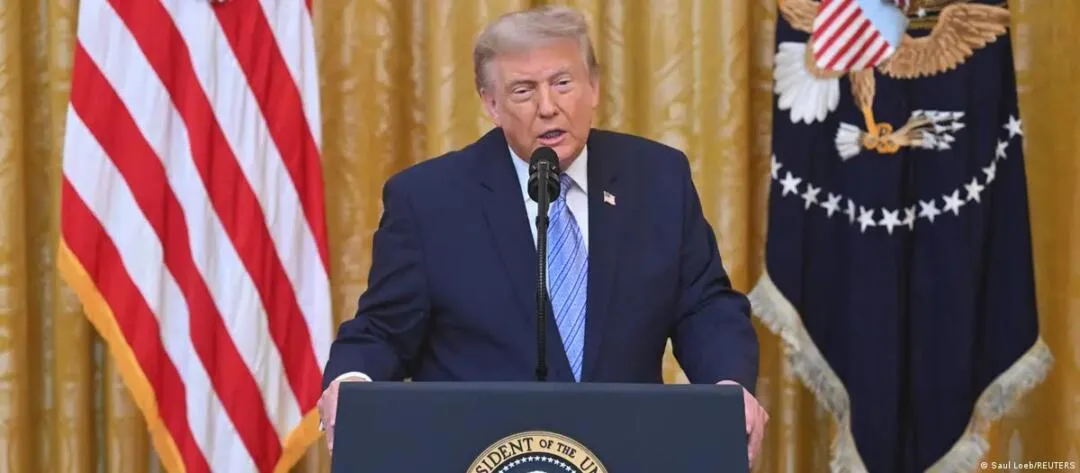 Trump promete responder «con fuerza» a ataques de Irán