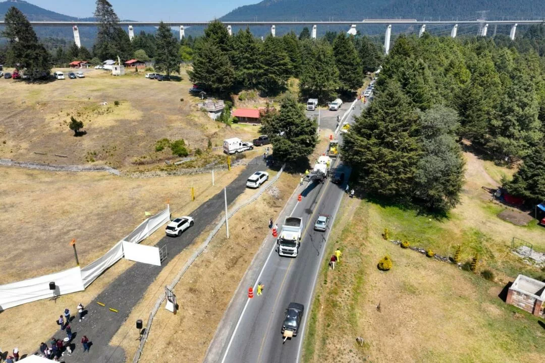 Carretera Ocoyoacac-Tenango registra 82 % de avance