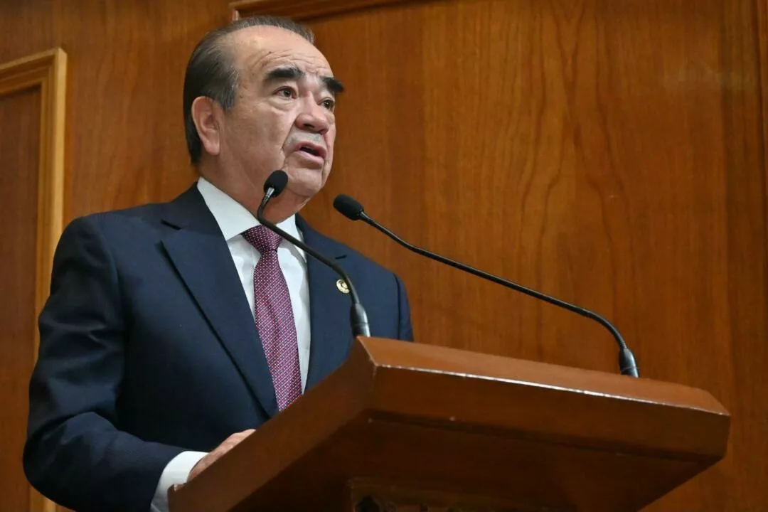 Busca Maurilio Hernández unificar régimen de remuneraciones y pensiones
