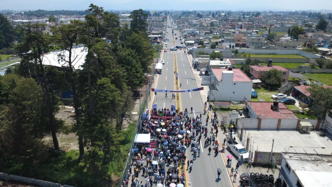 Transforman la avenida Lombardo Toledano tras 15 años de abandono; sumarán Sendero Seguro en Toluca.