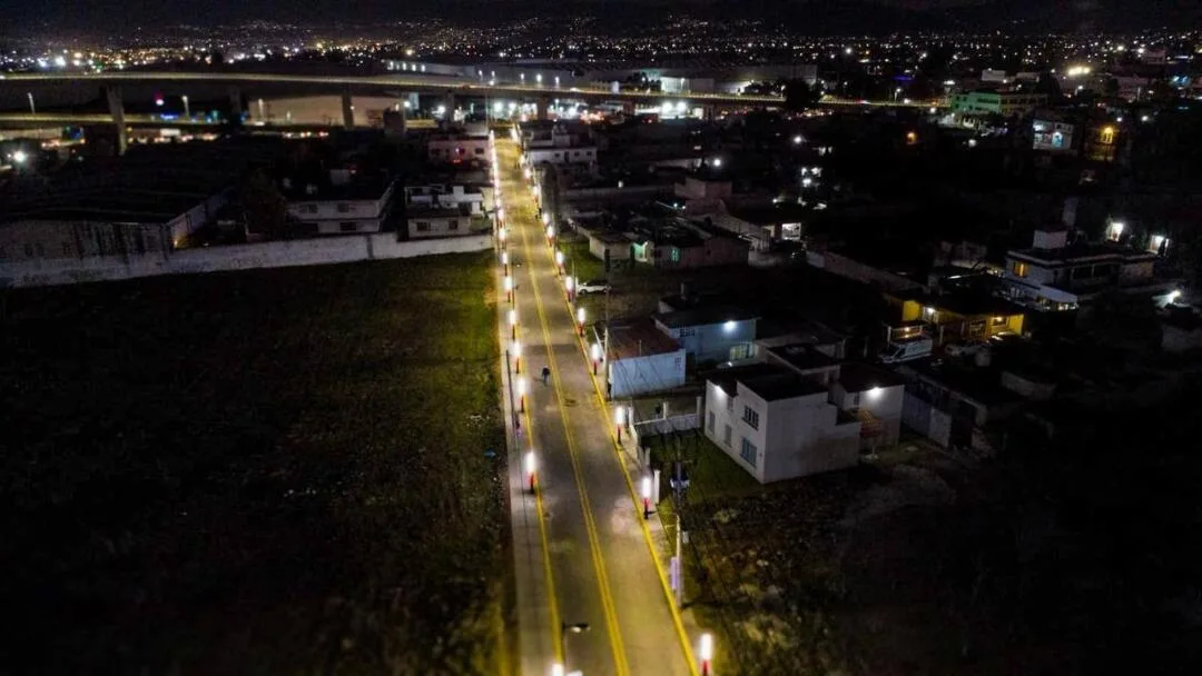 Toluca resplandece con 57 mil luminarias; proyecta el alcalde llegar a 70 mil